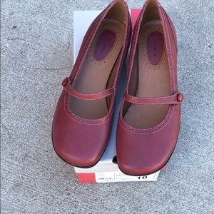 NWT Leather Mary Jane Shoes